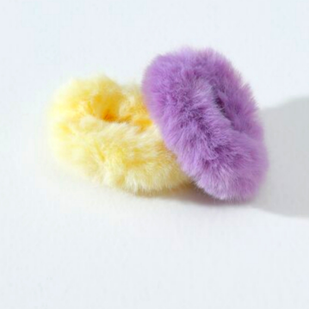 2 furry scrunchies 💛💜
